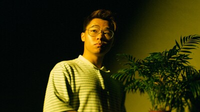 用背脊唱情歌