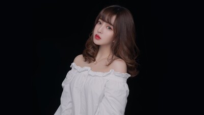 后来的你在哪 (女声版)